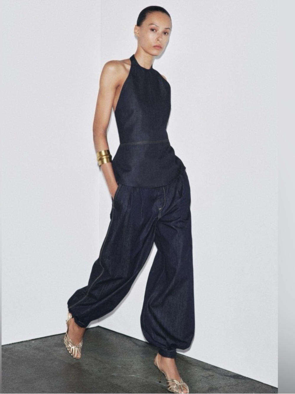 TREND (SET ) ZARA NEW   PUFFY DENIM PANTS AND TOP 
🚨FIRM PRICE NO DISCOUNT